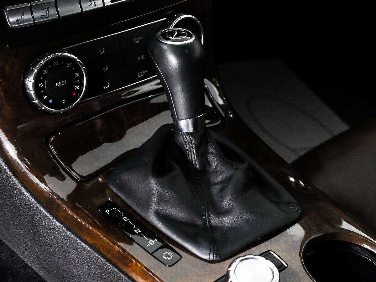 Б/У Мерседес-Бенц СЛК-Класс 2014 года. Фото: #7