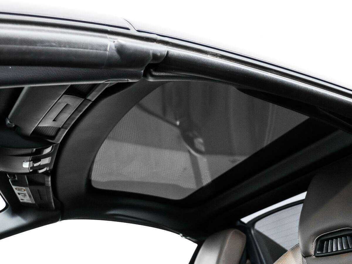 Б/У Мерседес-Бенц СЛК-Класс 2014 года. Фото: #12