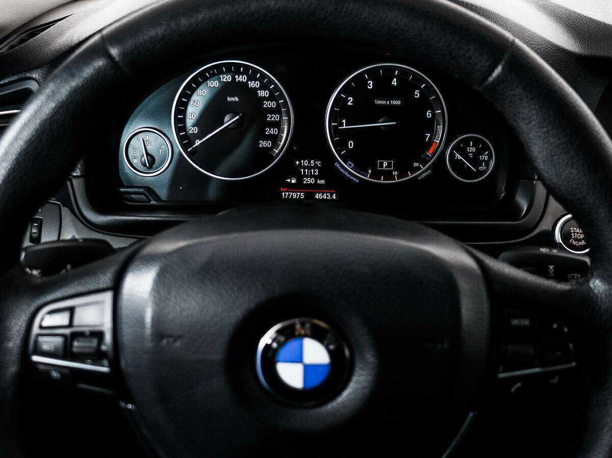 Б/У БМВ 5 серии 2013 года. Фото: #16