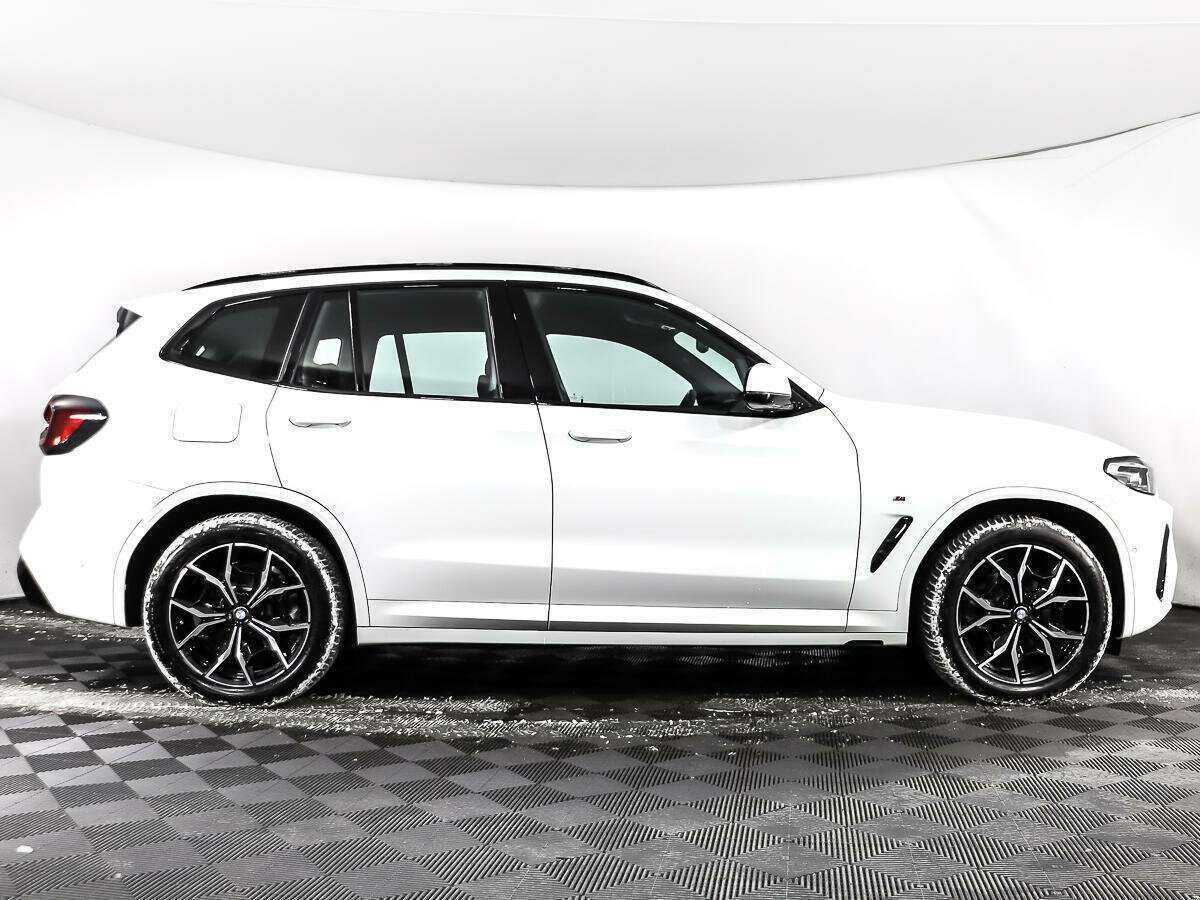 Б/У БМВ Икс3 2022 года. Фото: #2