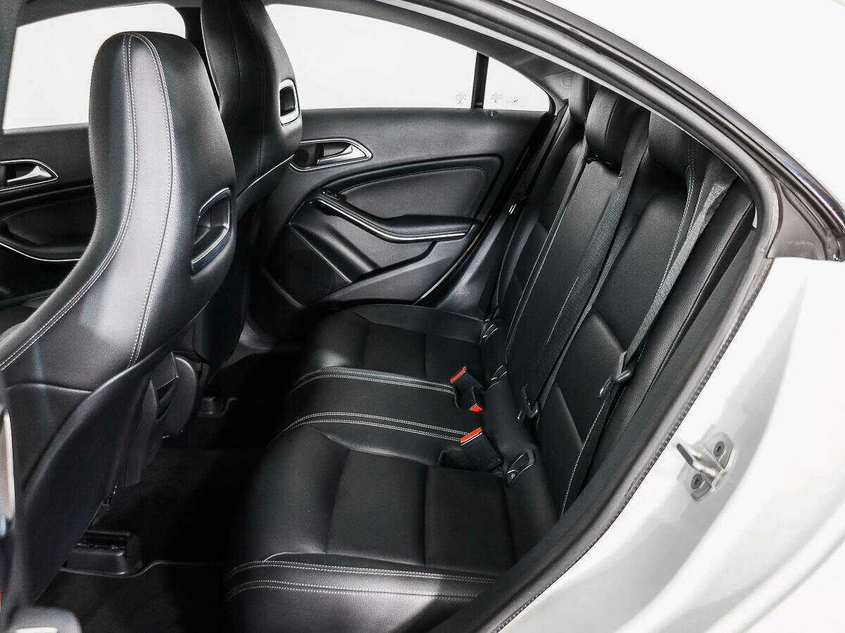 Б/У Мерседес-Бенц КЛА 2016 года. Фото: #9