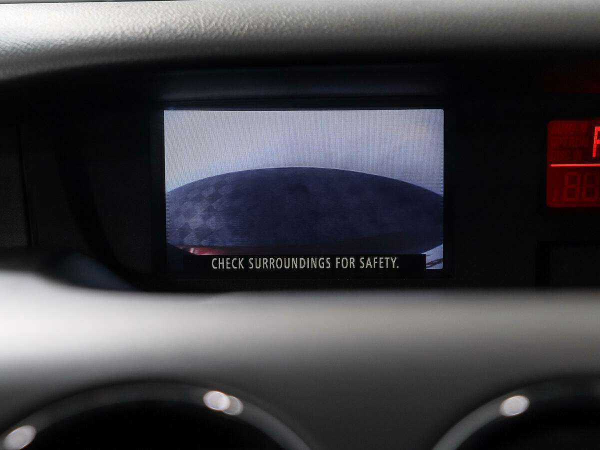 Б/У Мазда Ц-Икс-7 2010 года. Фото: #17