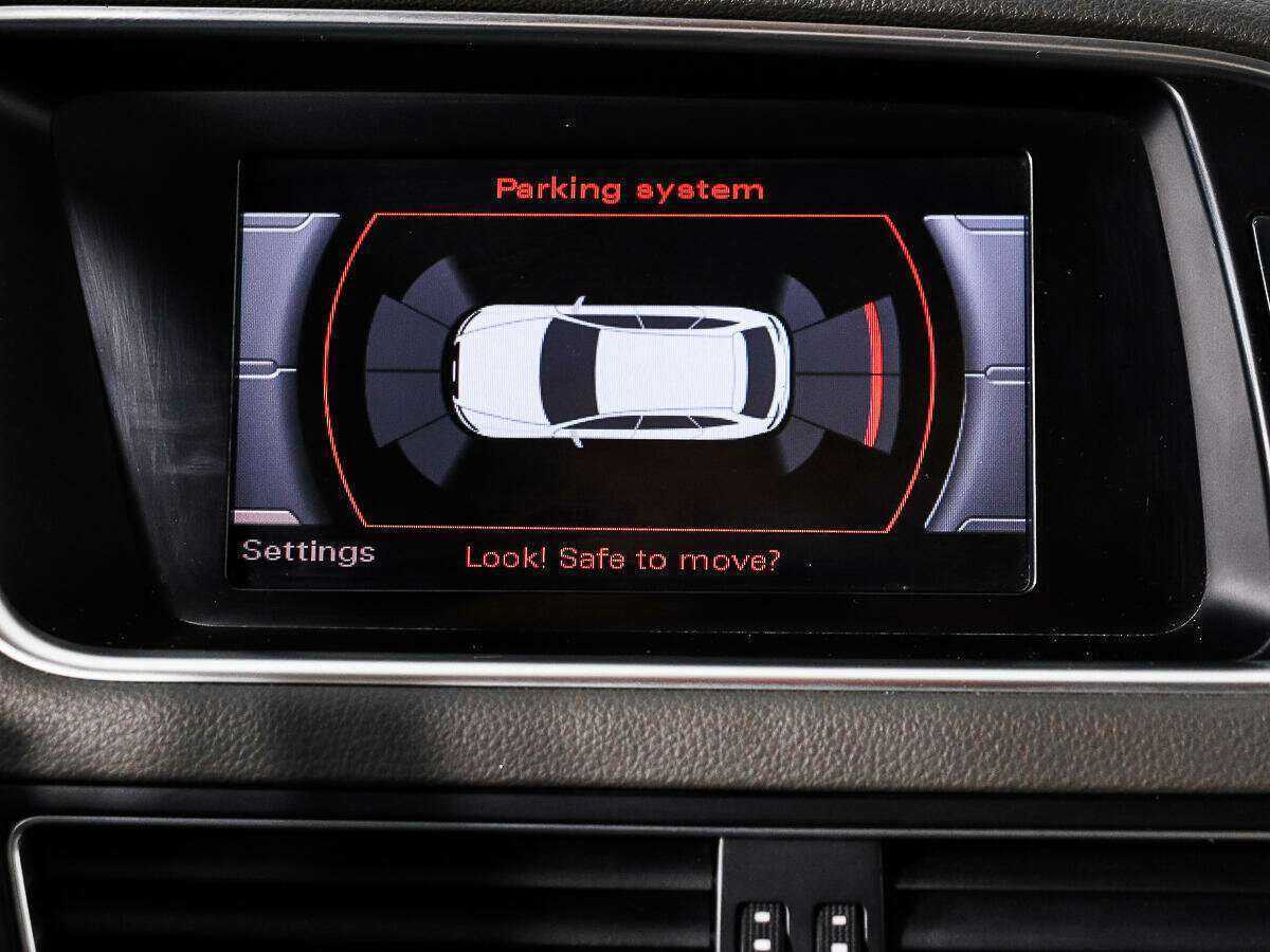 Б/У Ауди К5 2011 года. Фото: #16