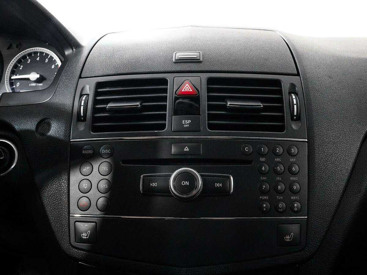 Б/У Мерседес-Бенц Ц-Класс 2008 года. Фото: #14