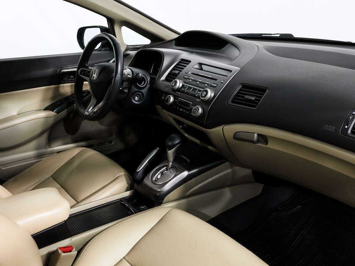 Б/У Хонда Цивик 2008 года. Фото: #10