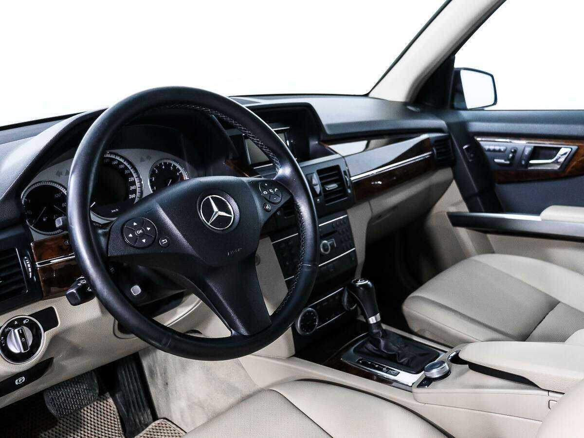 Б/У Мерседес-Бенц ГЛК-Класс 2011 года. Фото: #9