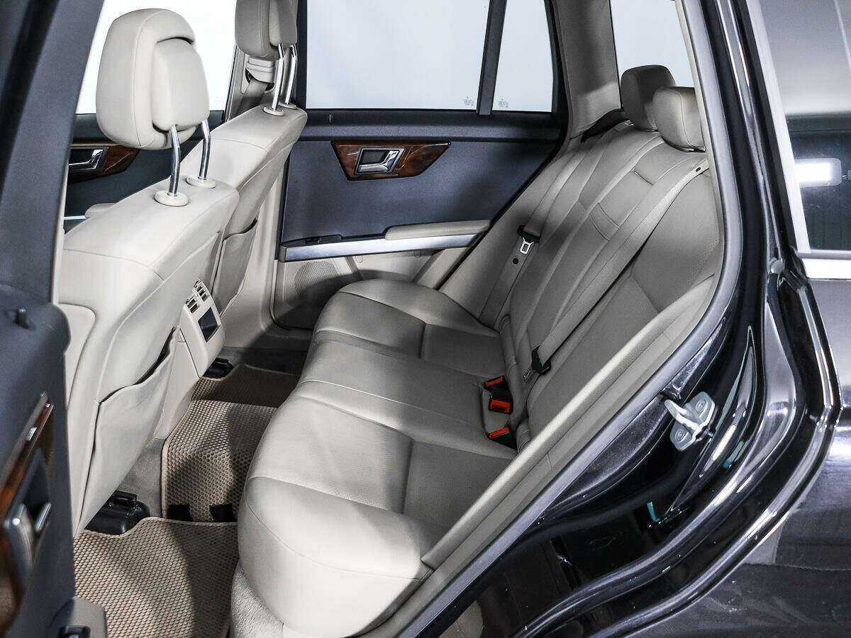 Б/У Мерседес-Бенц ГЛК-Класс 2011 года. Фото: #11