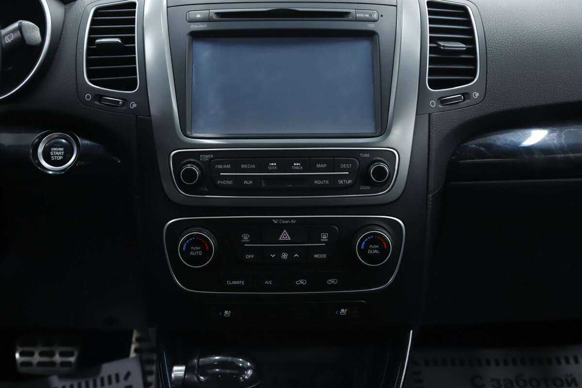 Б/У Киа Соренто 2016 года. Фото: #17