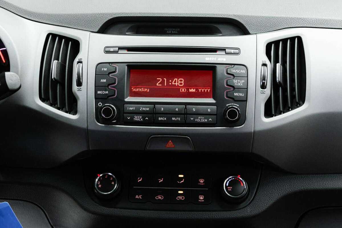 Б/У Киа Спортейдж 2015 года. Фото: #10