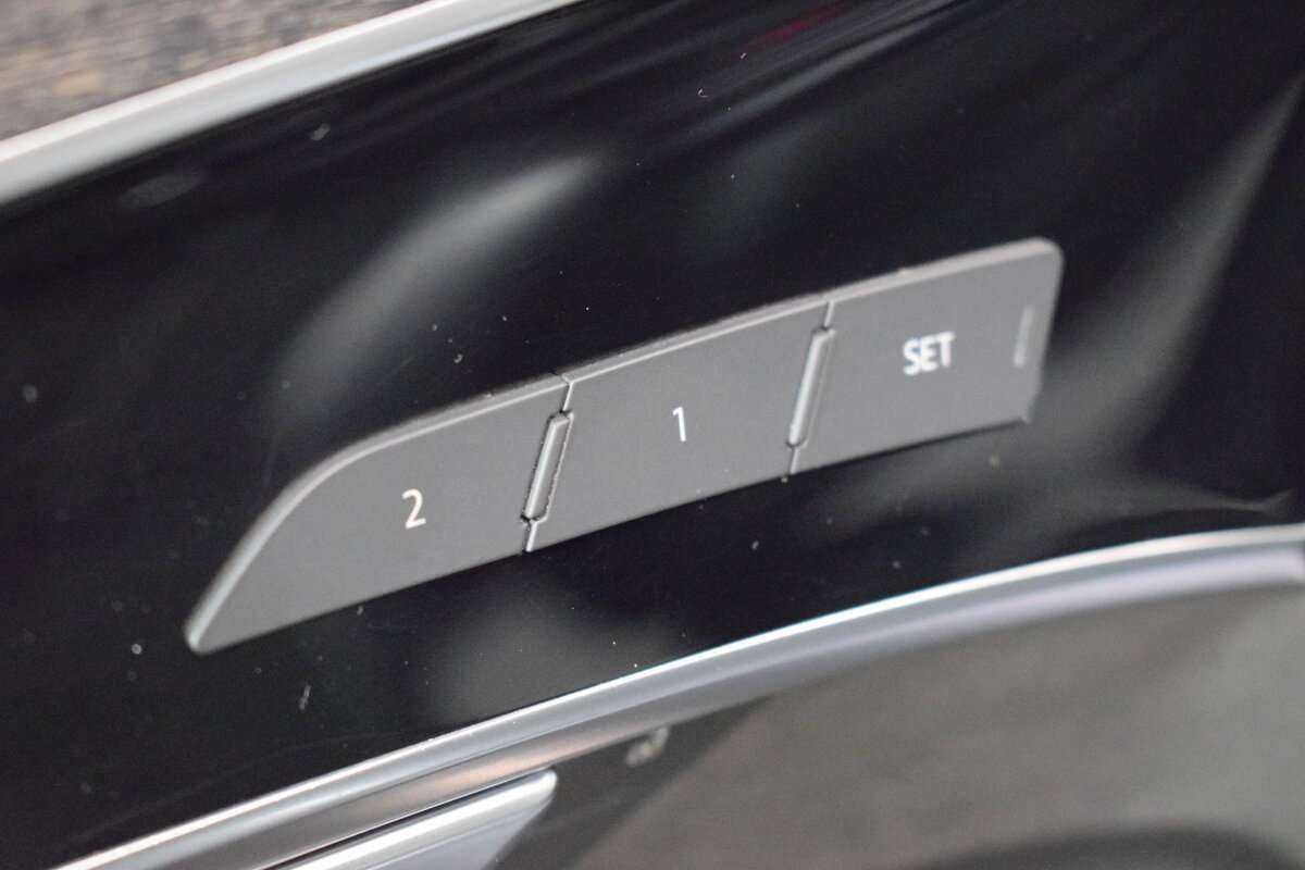 Б/У Ауди А8 2019 года. Фото: #8