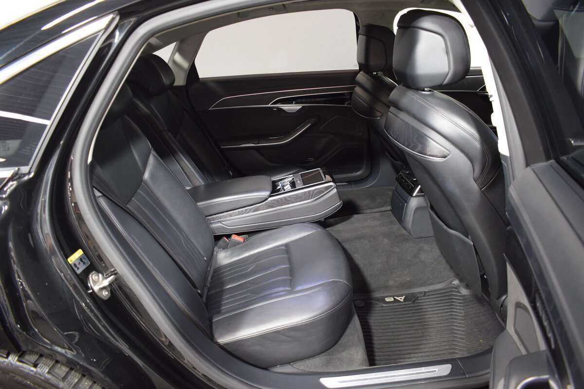 Б/У Ауди А8 2019 года. Фото: #16