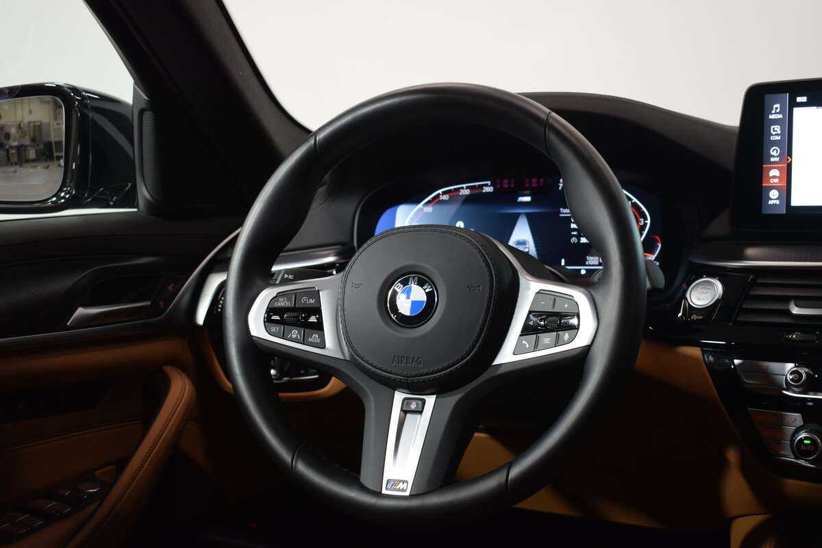 Б/У БМВ 5 серии 2023 года. Фото: #8