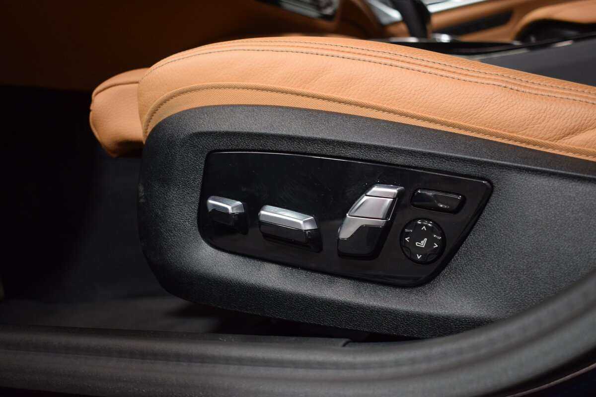 Б/У БМВ 5 серии 2023 года. Фото: #14