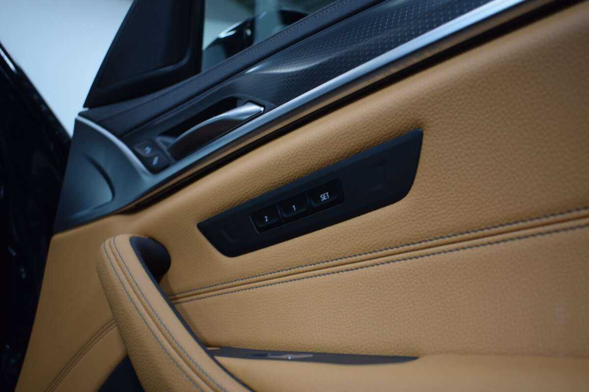 Б/У БМВ 5 серии 2023 года. Фото: #21