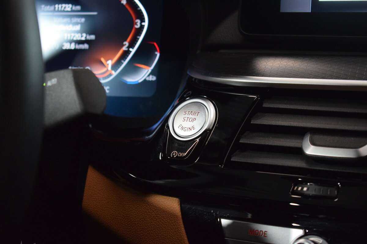 Б/У БМВ 5 серии 2023 года. Фото: #22