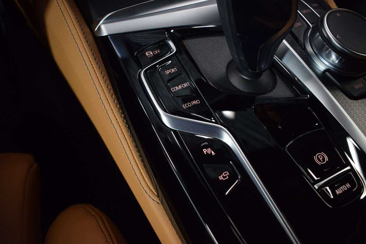 Б/У БМВ 5 серии 2023 года. Фото: #31