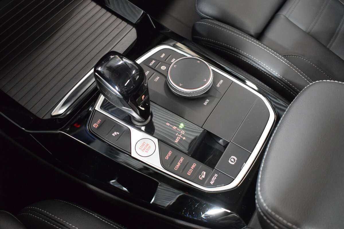 Б/У БМВ Икс3 2021 года. Фото: #20