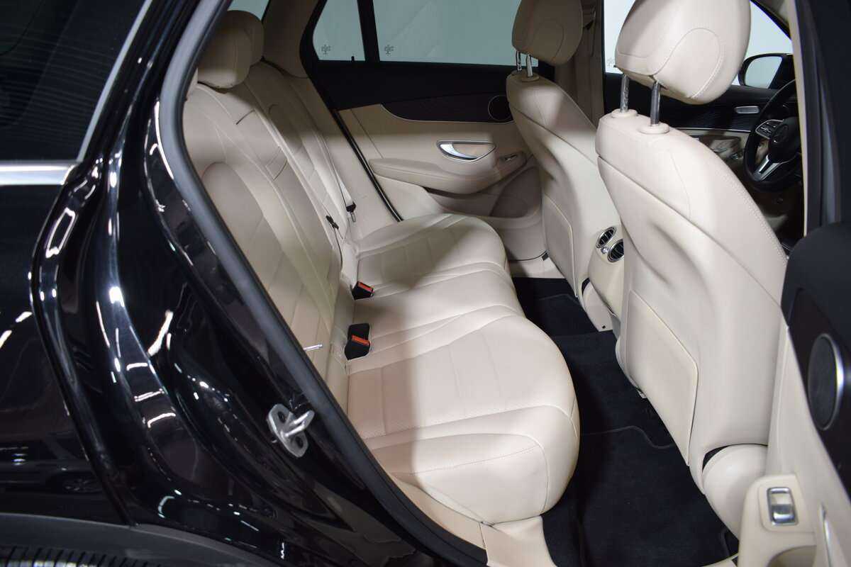 Б/У Мерседес-Бенц ГЛЦ 2021 года. Фото: #13