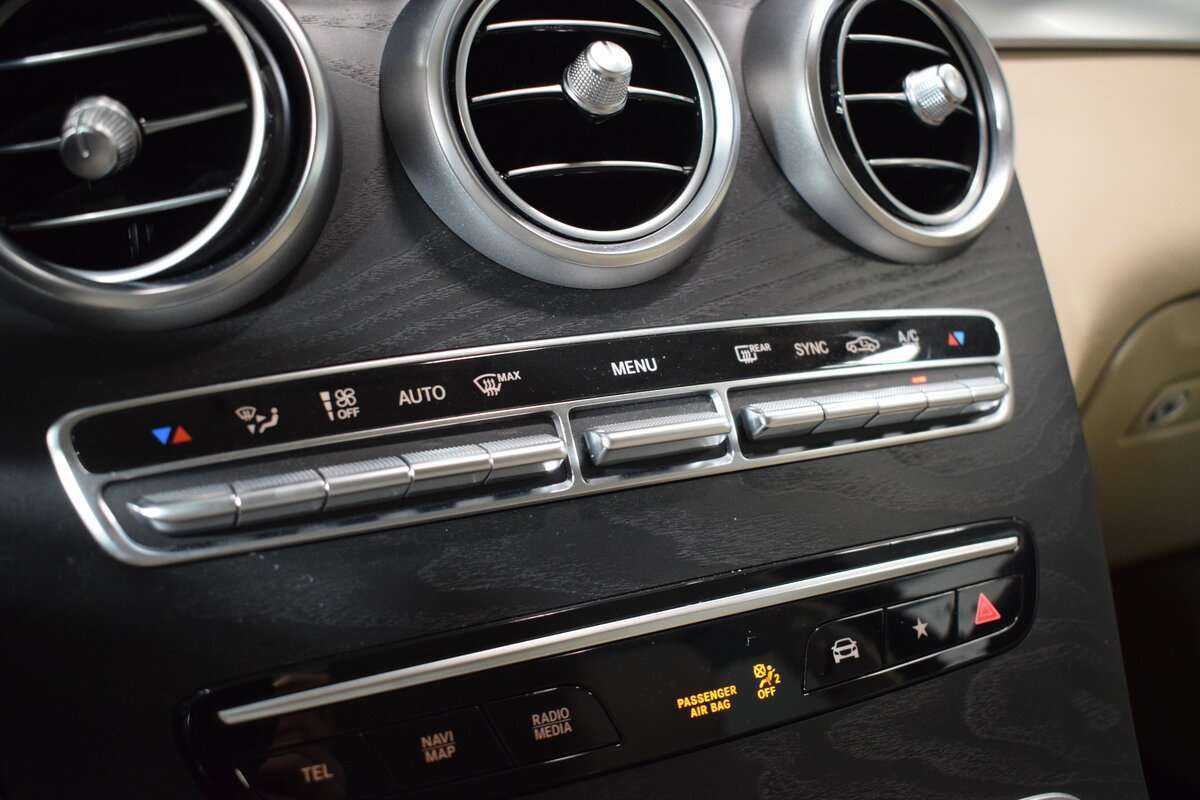 Б/У Мерседес-Бенц ГЛЦ 2021 года. Фото: #19