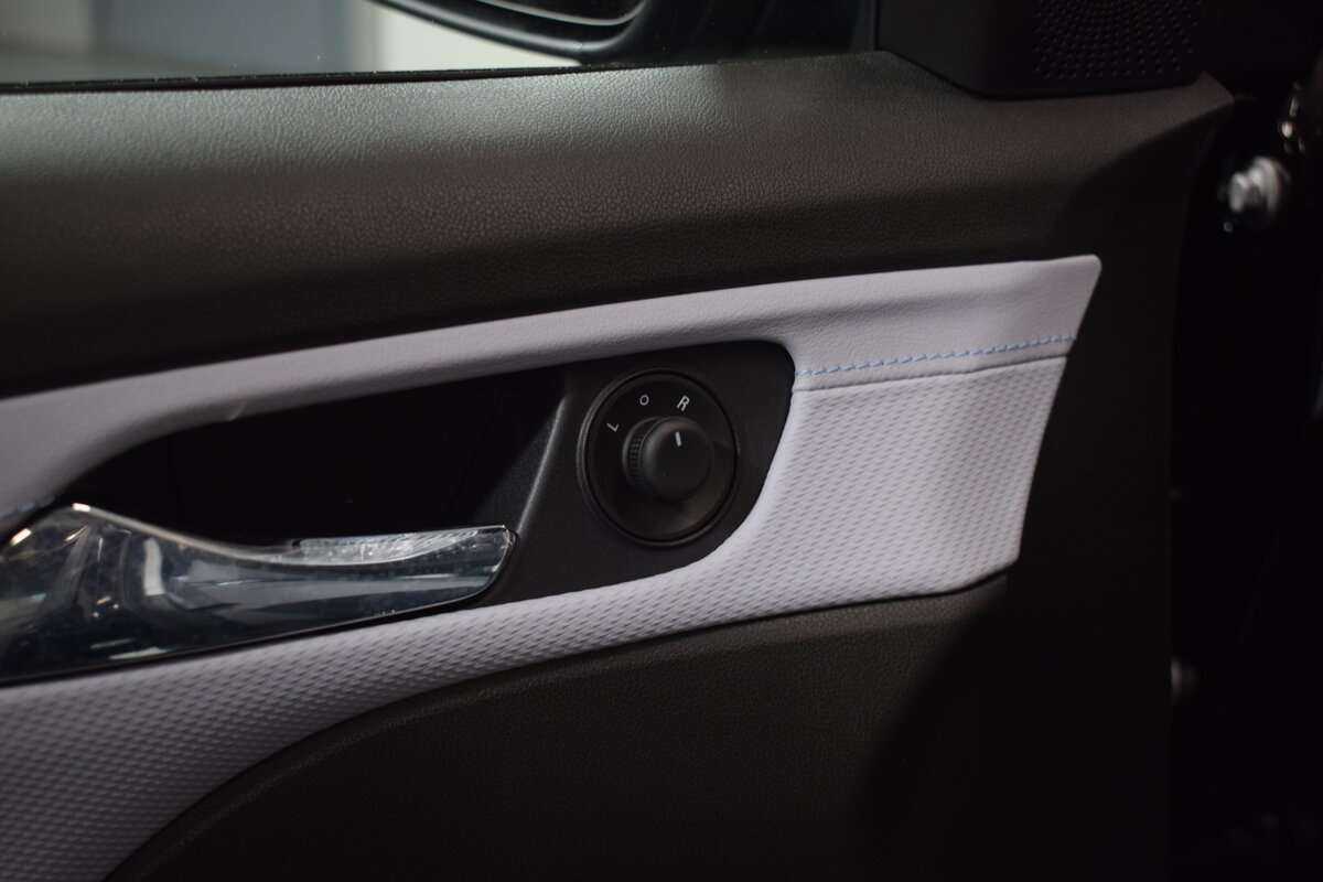 Б/У Шевроле Монза 2023 года. Фото: #18