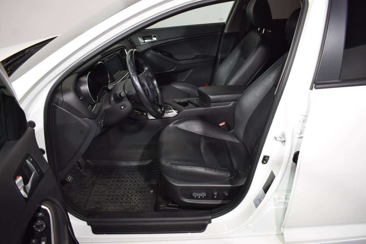 Б/У Киа Оптима 2015 года. Фото: #4