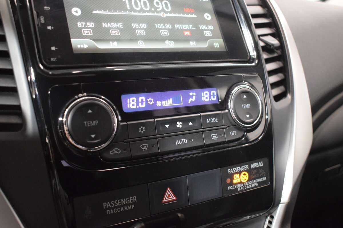 Б/У Митсубиши Паджеро Спорт 2019 года. Фото: #18