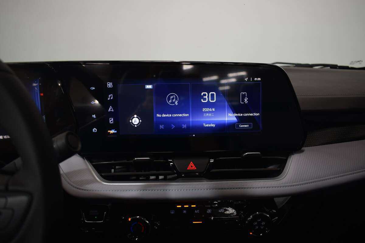 Б/У Шевроле Монза 2023 года. Фото: #11