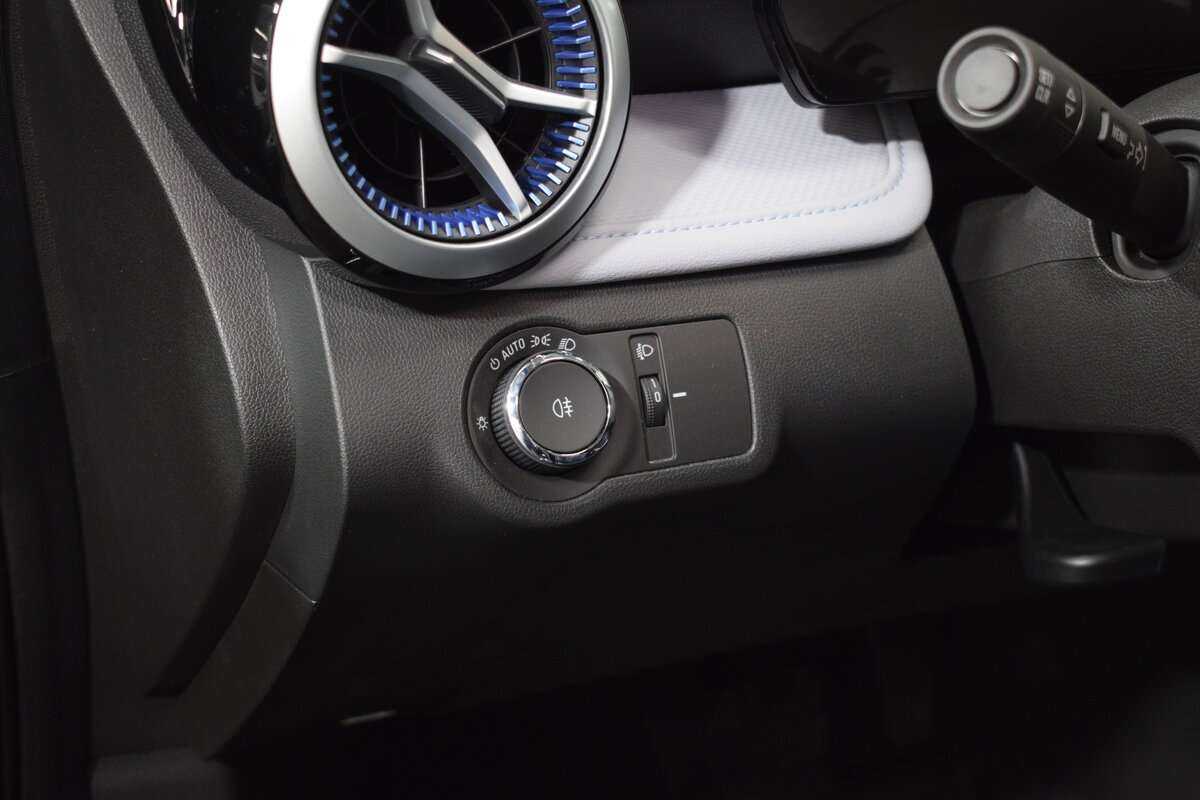 Б/У Шевроле Монза 2023 года. Фото: #16