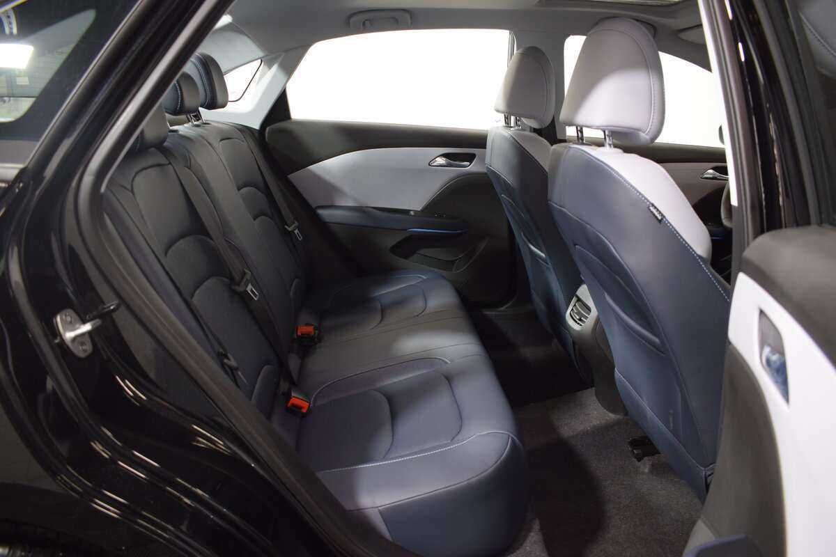 Б/У Шевроле Монза 2023 года. Фото: #17