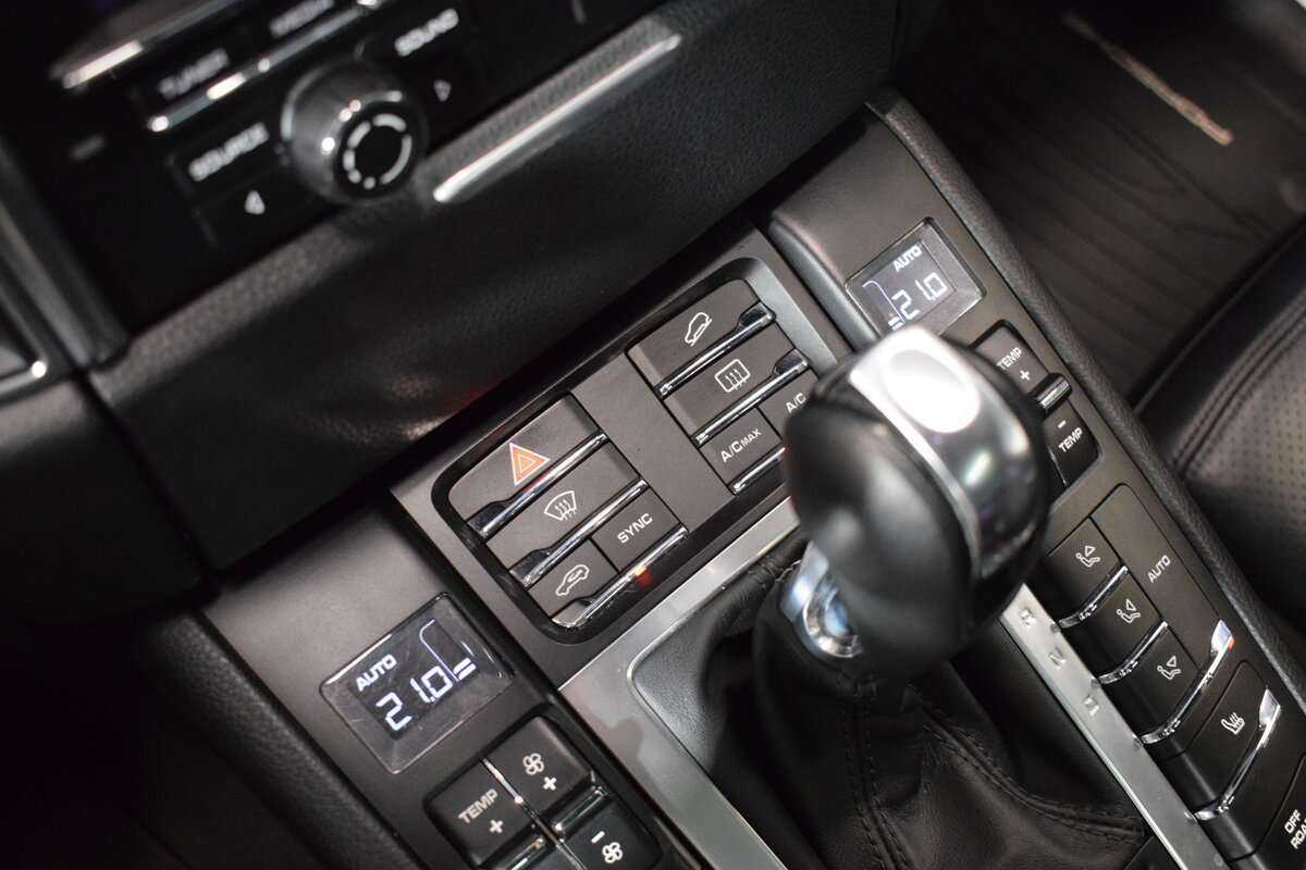 Б/У Порш Макан 2015 года. Фото: #21