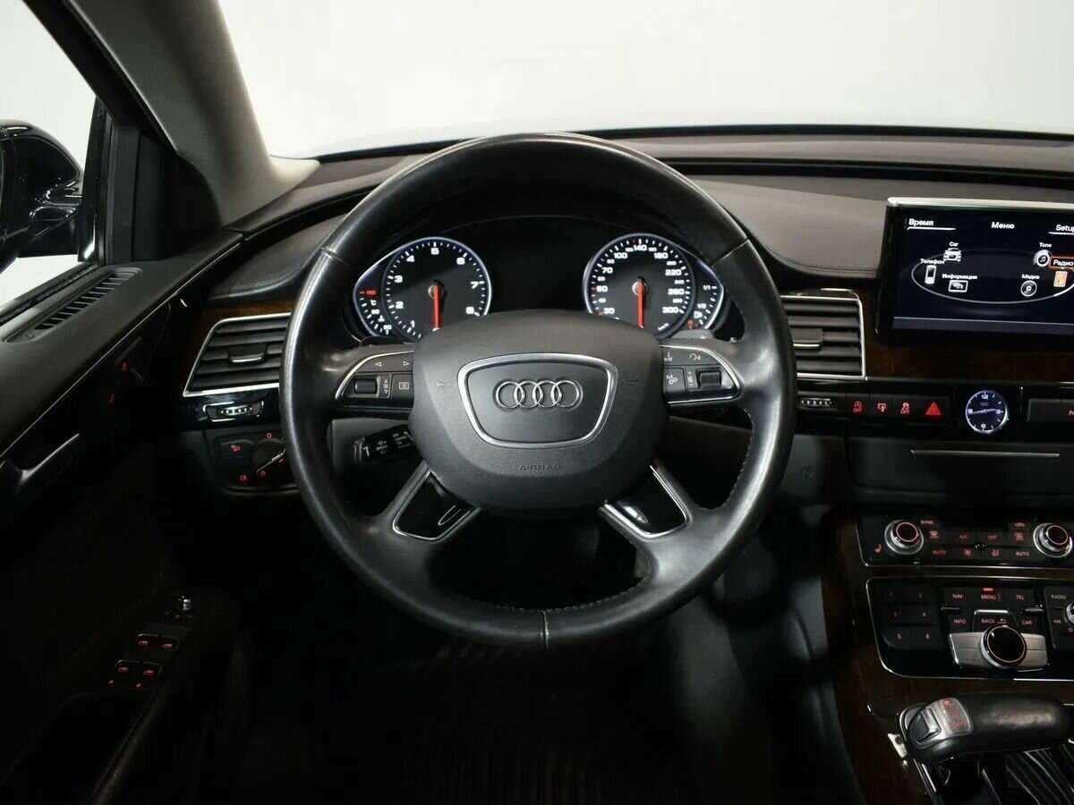 Б/У Ауди А8 2015 года. Фото: #12
