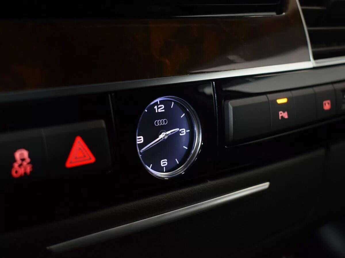 Б/У Ауди А8 2015 года. Фото: #18