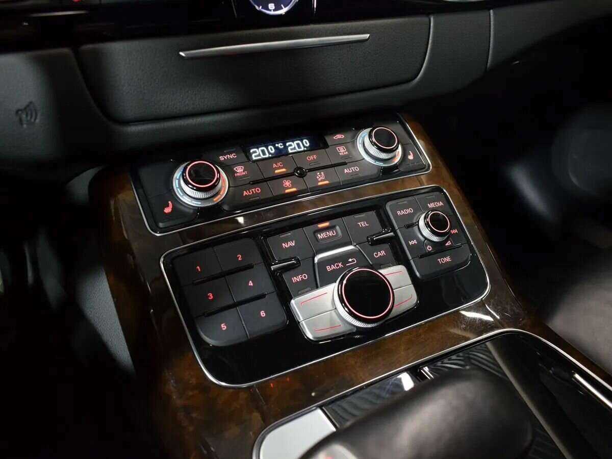 Б/У Ауди А8 2015 года. Фото: #19