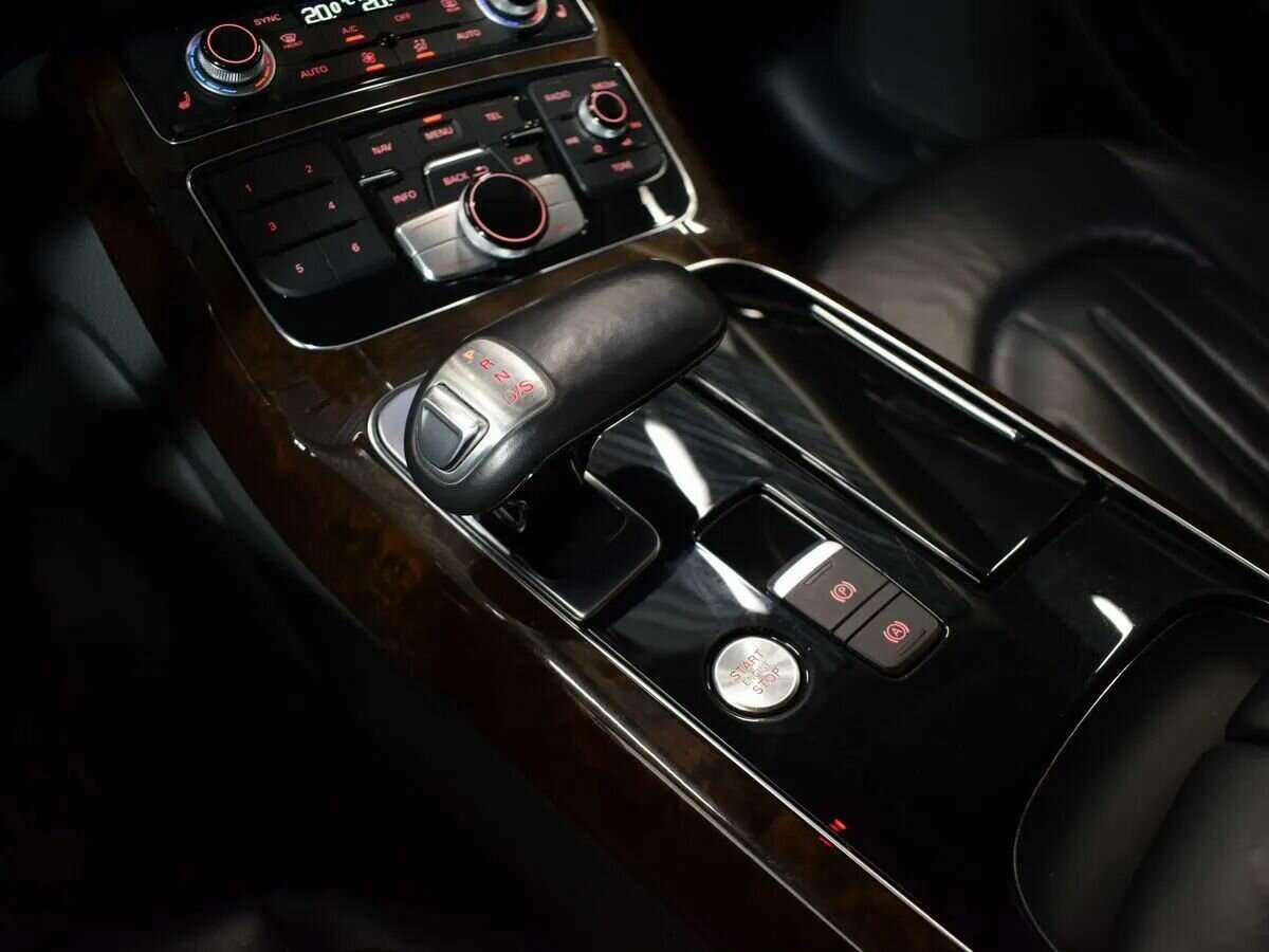 Б/У Ауди А8 2015 года. Фото: #20