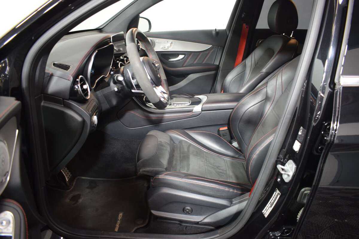 Б/У Мерседес-Бенц ГЛЦ Купе АМГ 2020 года. Фото: #6