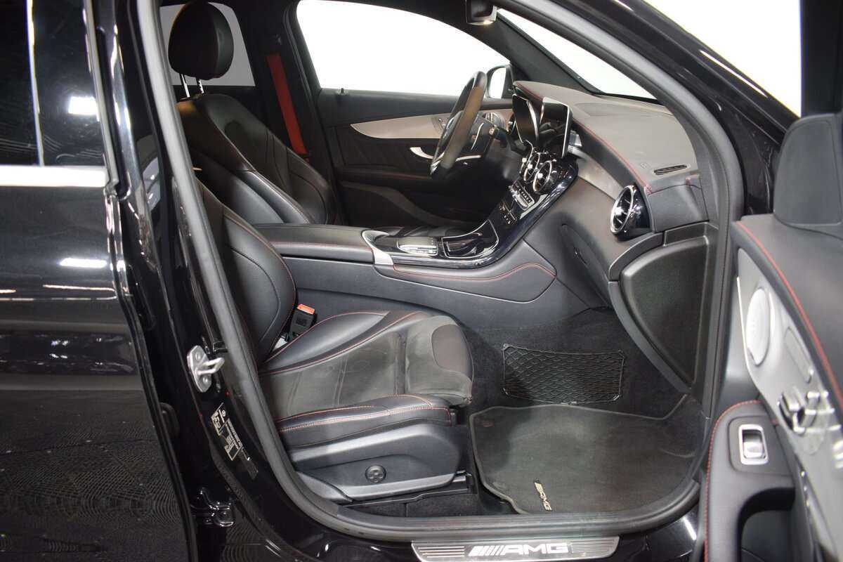 Б/У Мерседес-Бенц ГЛЦ Купе АМГ 2020 года. Фото: #11