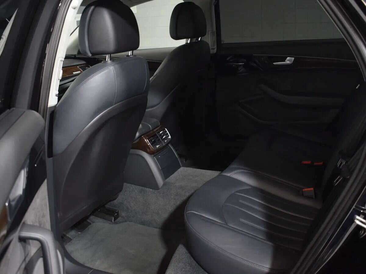 Б/У Ауди А8 2015 года. Фото: #7