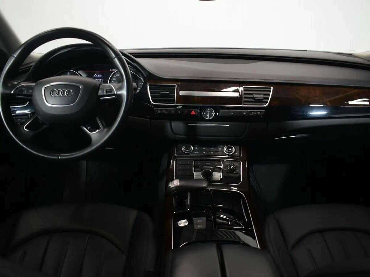 Б/У Ауди А8 2015 года. Фото: #9