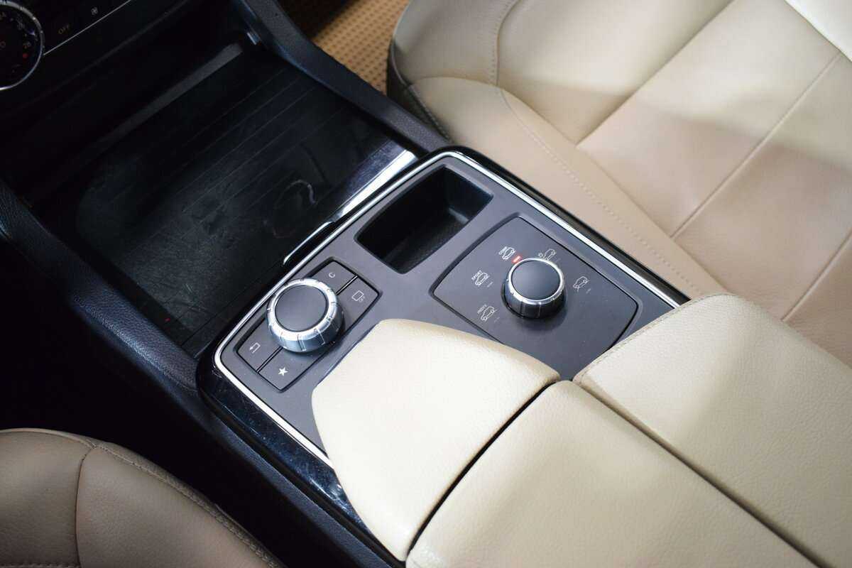 Б/У Мерседес-Бенц ГЛЕ 2018 года. Фото: #17