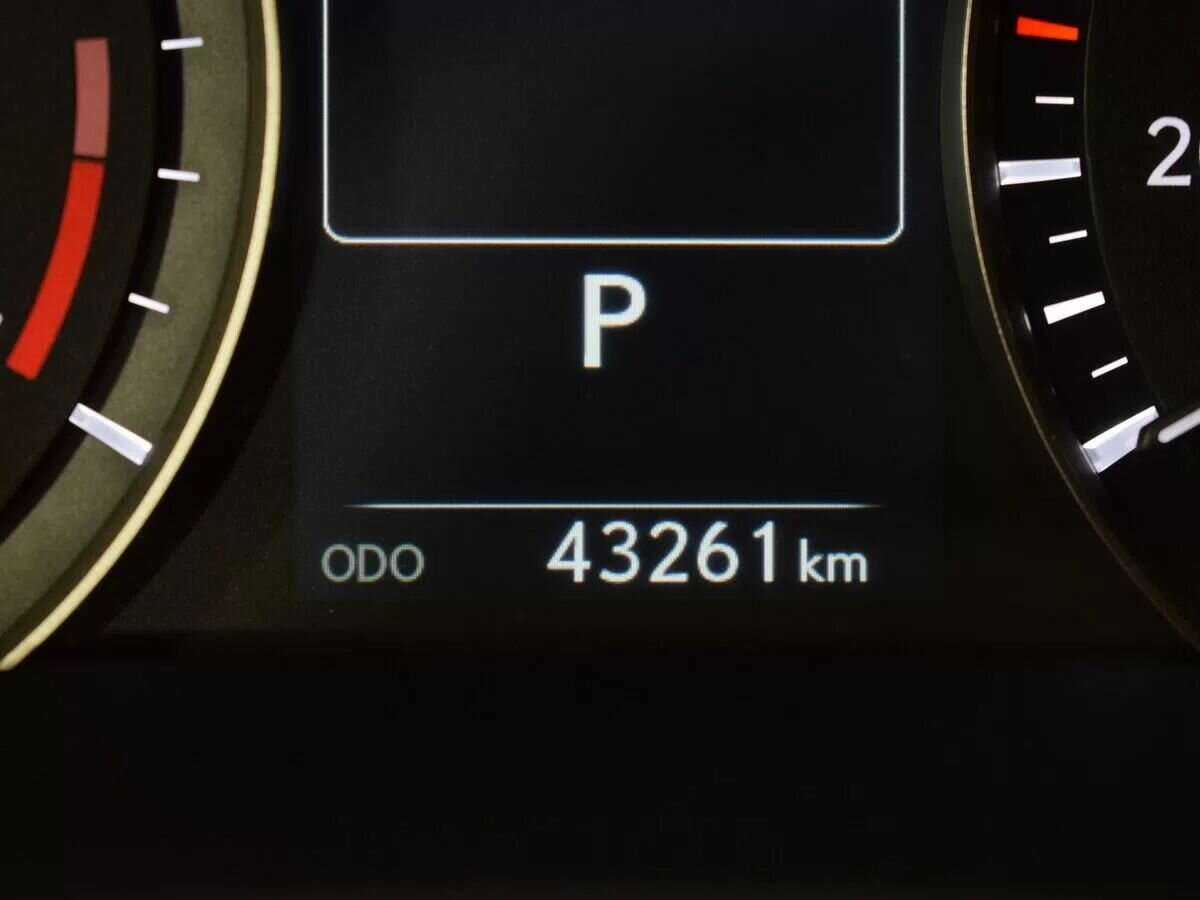 Б/У Лексус Р-Икс 2020 года. Фото: #21