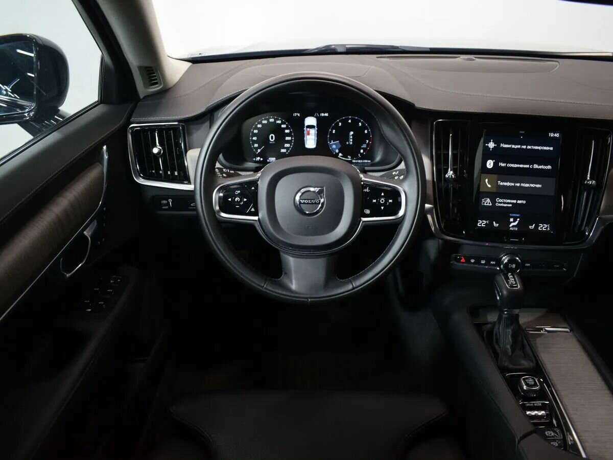 Б/У Вольво С90 2021 года. Фото: #8