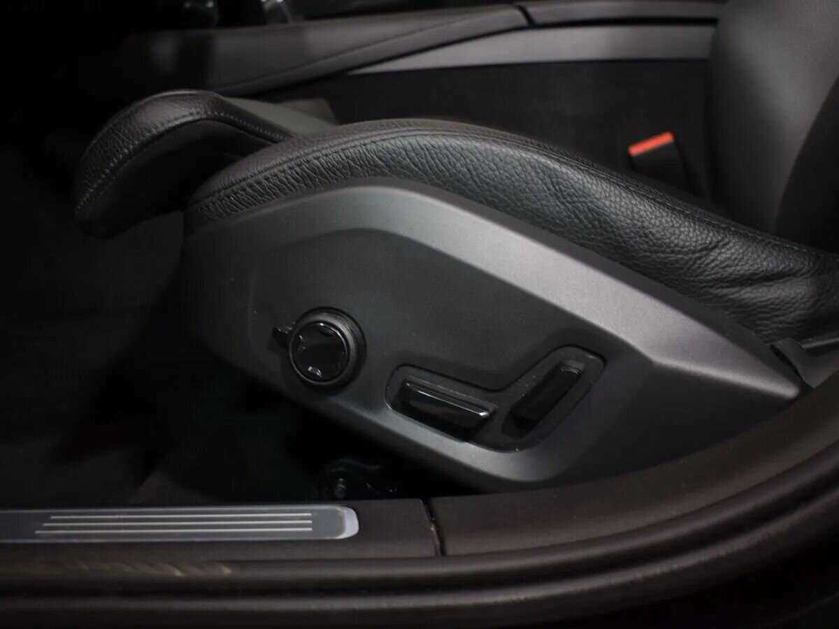 Б/У Вольво С90 2021 года. Фото: #14