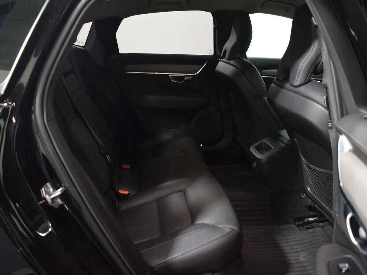 Б/У Вольво С90 2021 года. Фото: #17