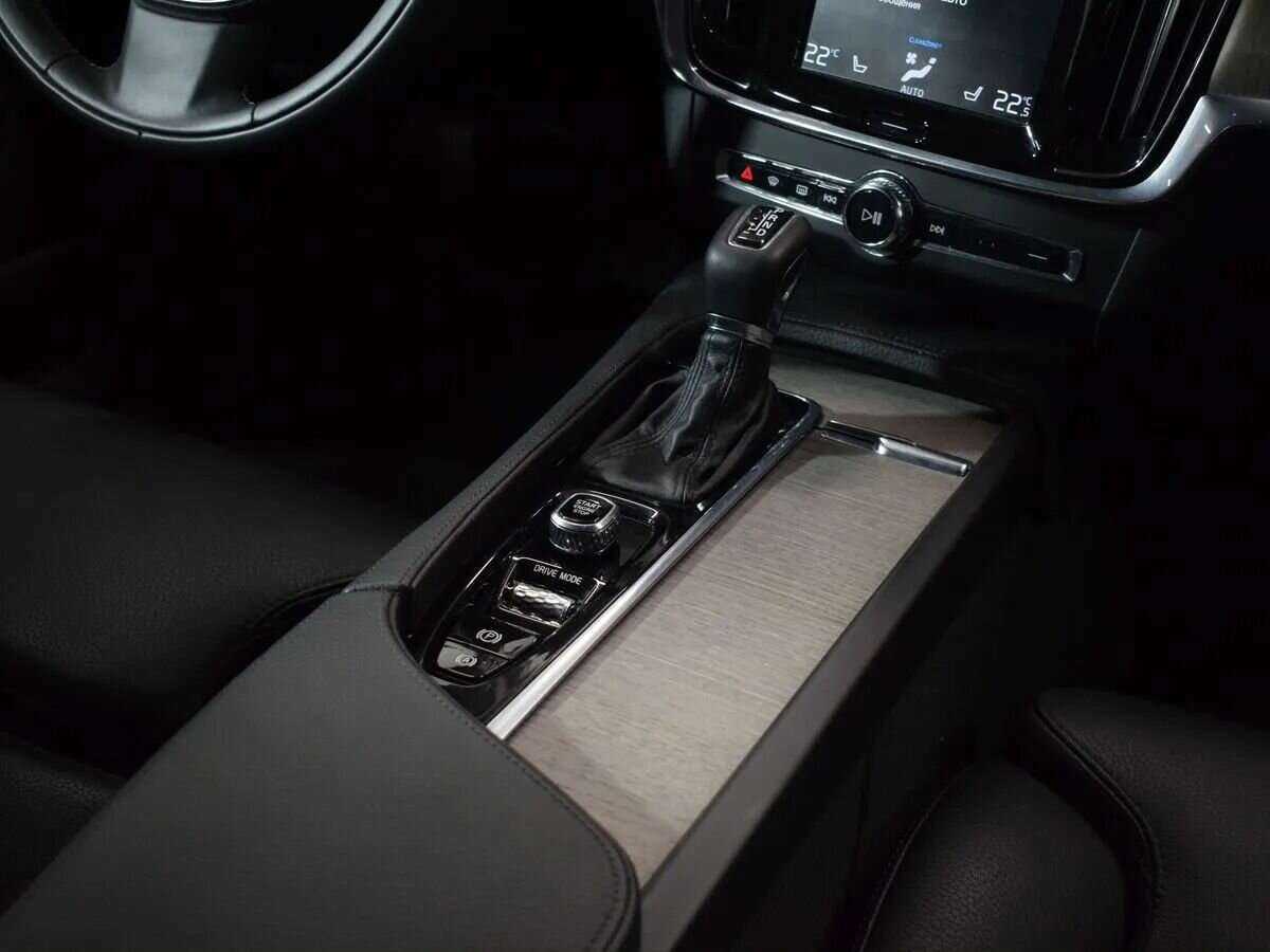 Б/У Вольво С90 2021 года. Фото: #21