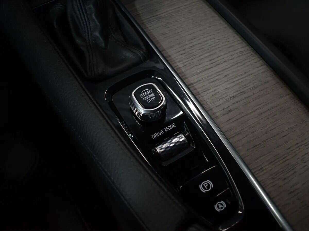 Б/У Вольво С90 2021 года. Фото: #29