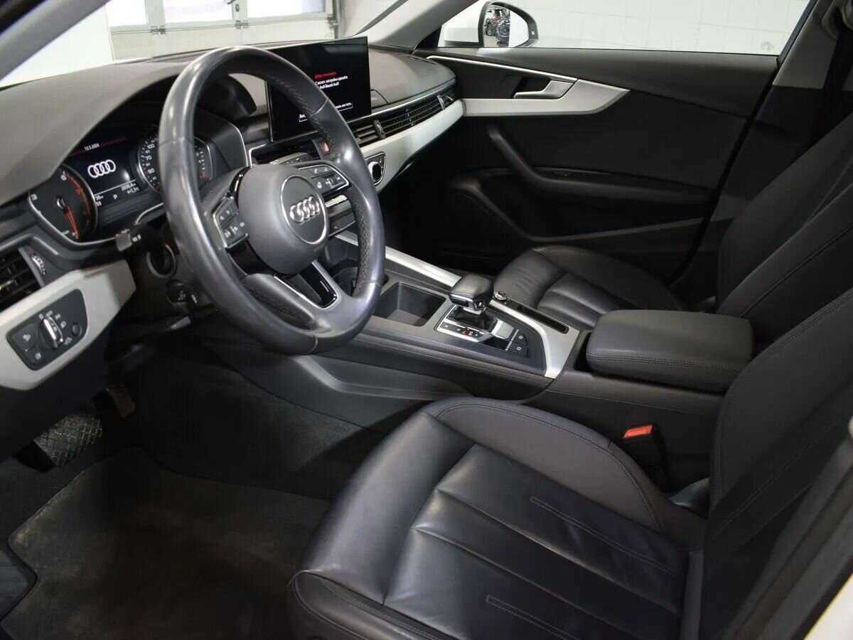 Б/У Ауди А4 2020 года. Фото: #4