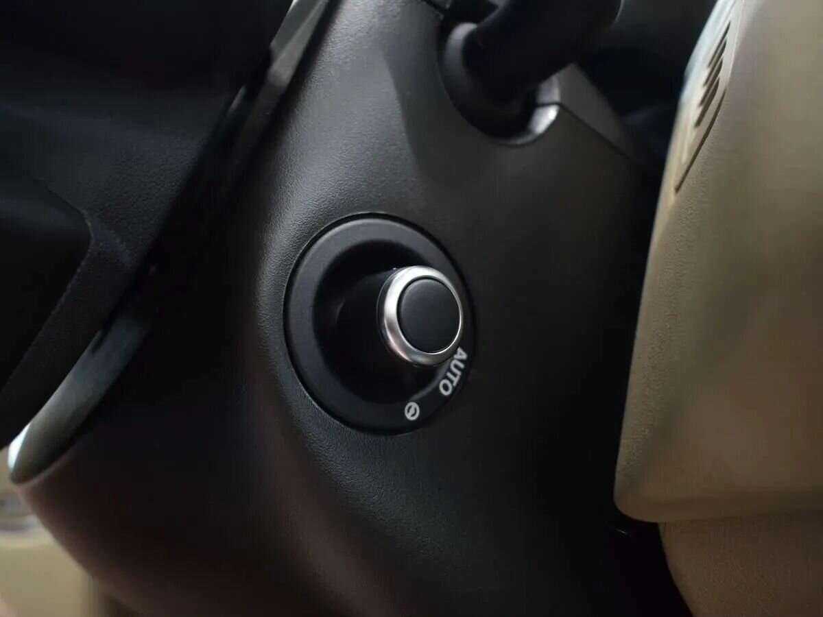 Б/У Лэнд Ровер Рэнж Ровер 2019 года. Фото: #19