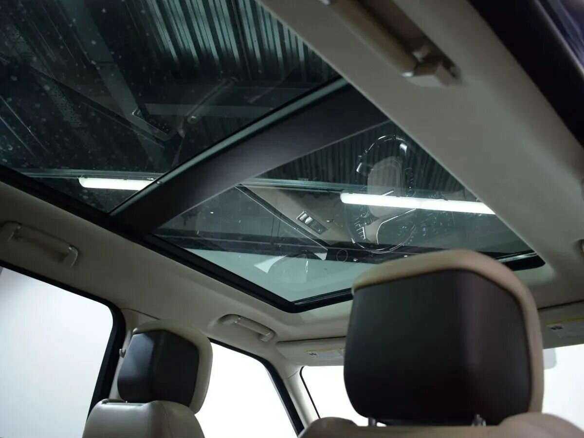 Б/У Лэнд Ровер Рэнж Ровер 2019 года. Фото: #23