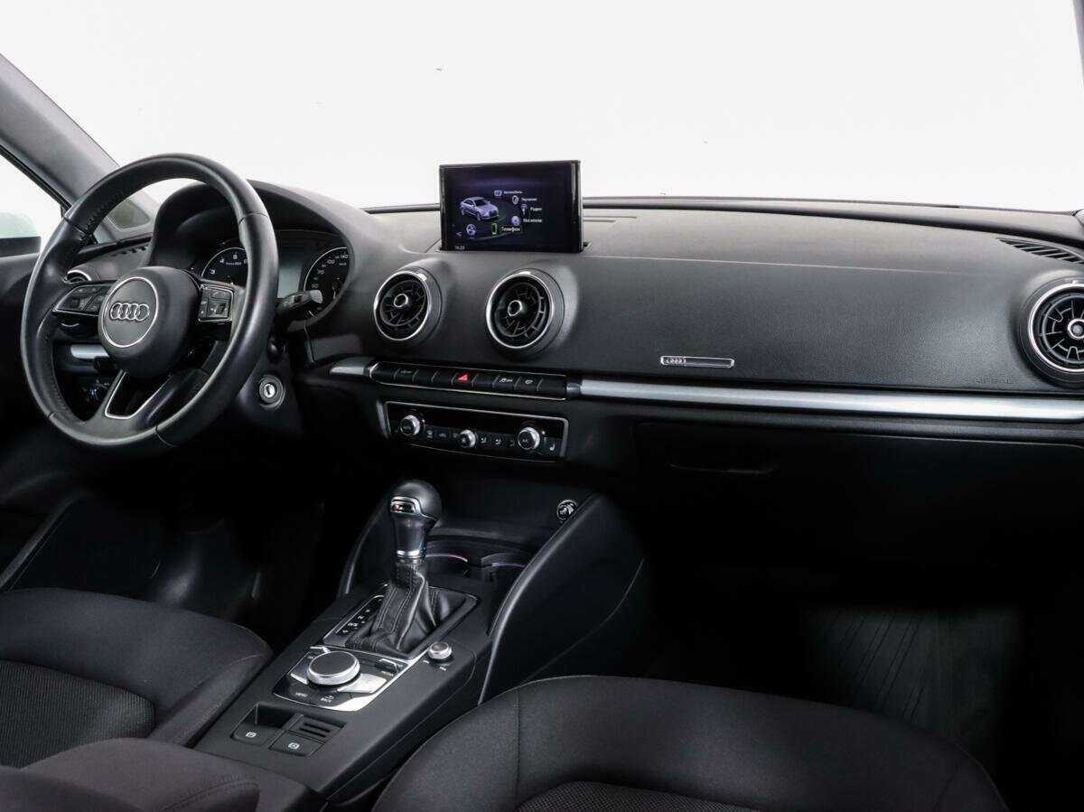 Б/У Ауди А3 2019 года. Фото: #6