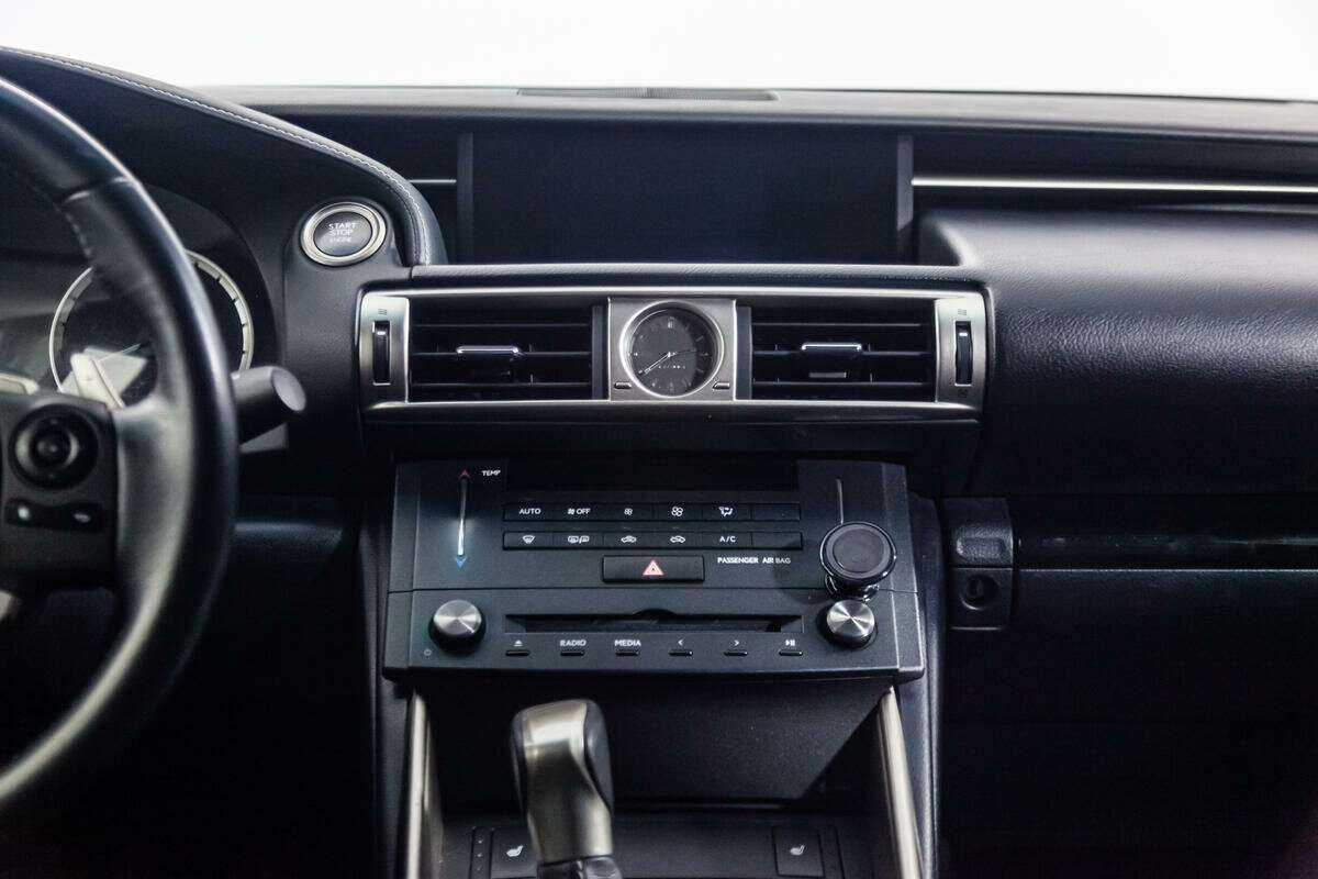 Б/У Лексус ИС 2014 года. Фото: #15